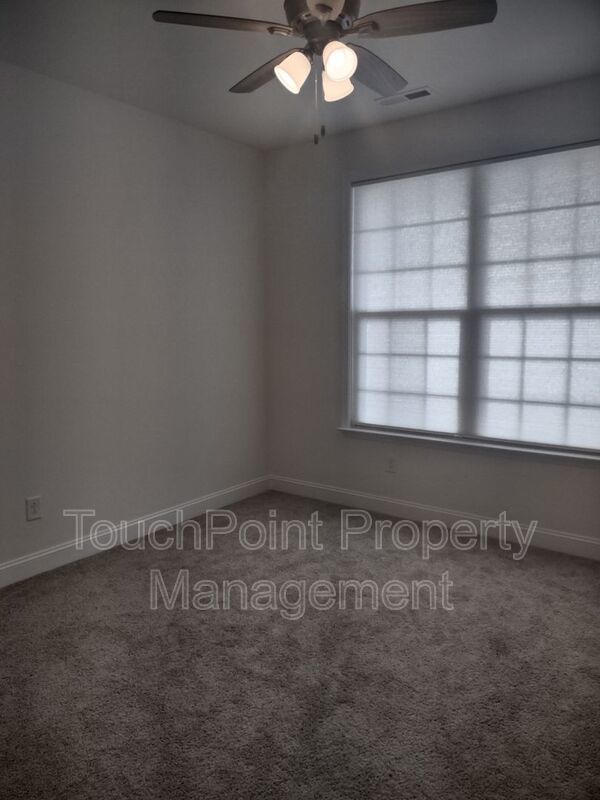3BD/3.5BA Ranch-Style Home in Creek Park! property image