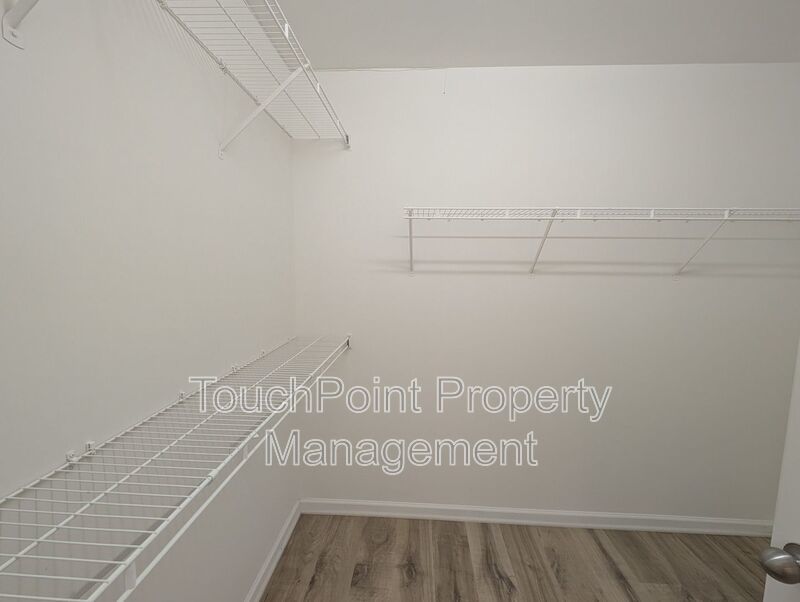 Stunning home located in the Crismark Community! property image