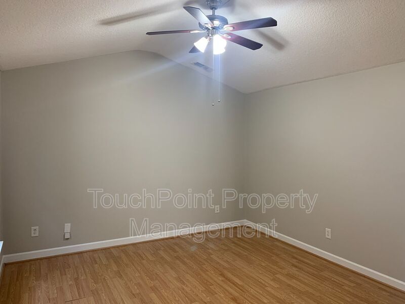 Beautiful 3 bedroom, 2.5 bath home located in the Brighton Community! property image