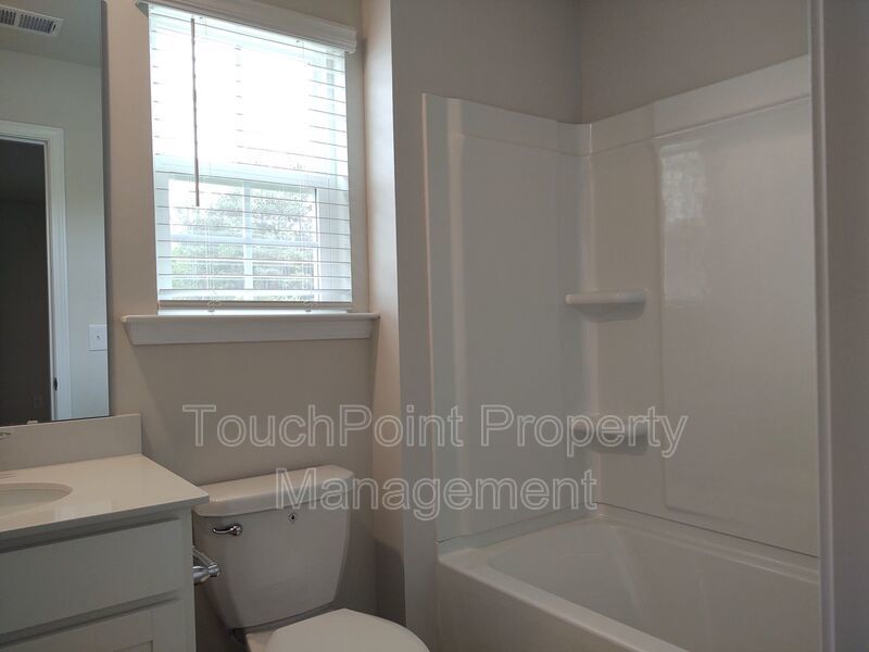 Beautiful, move in ready corner lot home located in the popular MillBridge Subdivision in Waxhaw! property image