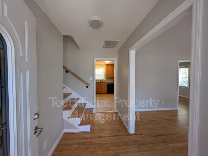 Beautiful 4 beds, 2.5 bath home located in the Shannon Park Community! property image