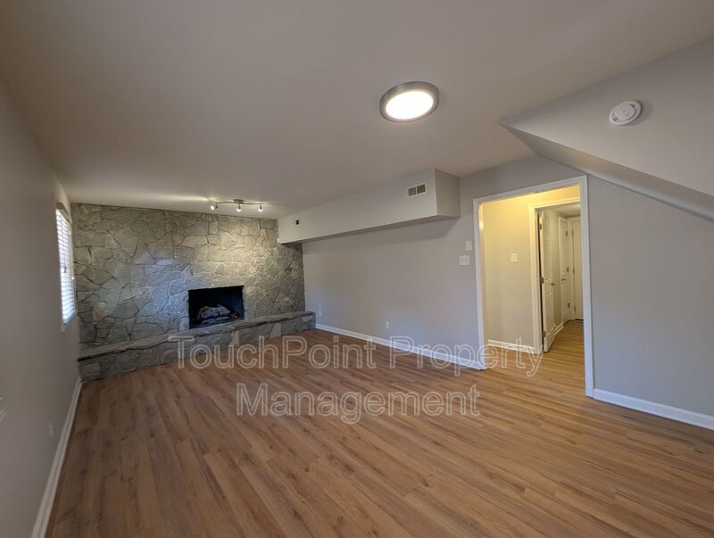 Beautiful 4 beds, 2.5 bath home located in the Shannon Park Community! property image