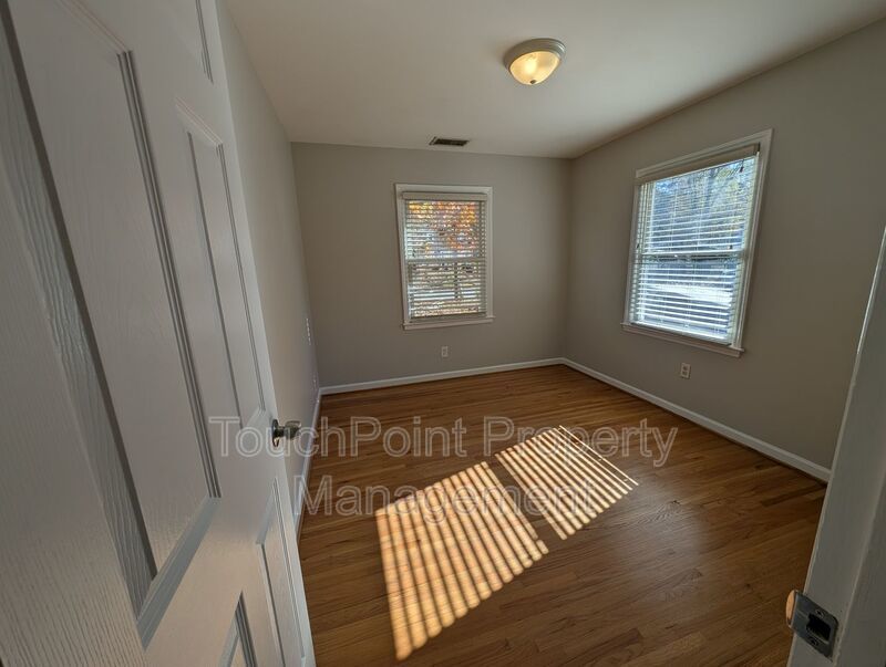 Beautiful 4 beds, 2.5 bath home located in the Shannon Park Community! property image