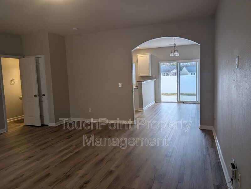 Spacious home in Kingstree! property image