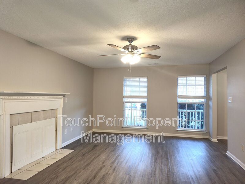 Pristine, 4 bed, 2.5 bath Home Located in the Southbridge Forest Community! property image