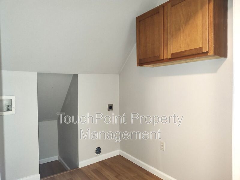 Pristine, 4 bed, 2.5 bath Home Located in the Southbridge Forest Community! property image