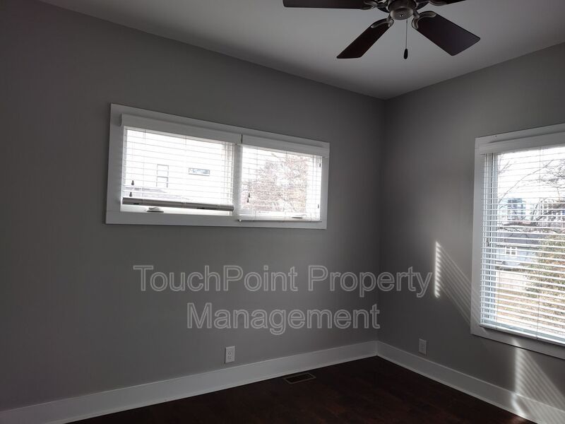 End-unit Townhome located in Peridoe on the Greenway! property image