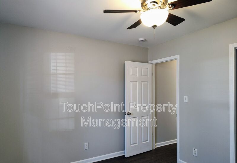 Pristine 3 bedrooms, 2 bathroom home in Charlotte! property image