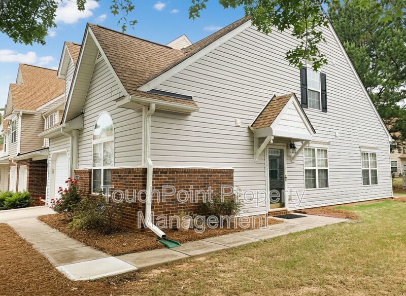 End Unit Townhome located in the Covington at Providence Subdivision! property image