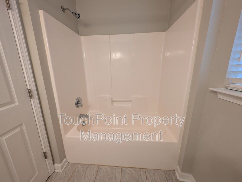 Beautiful 3 bedroom, 2.5 bath home located in the Brighton Community! property image