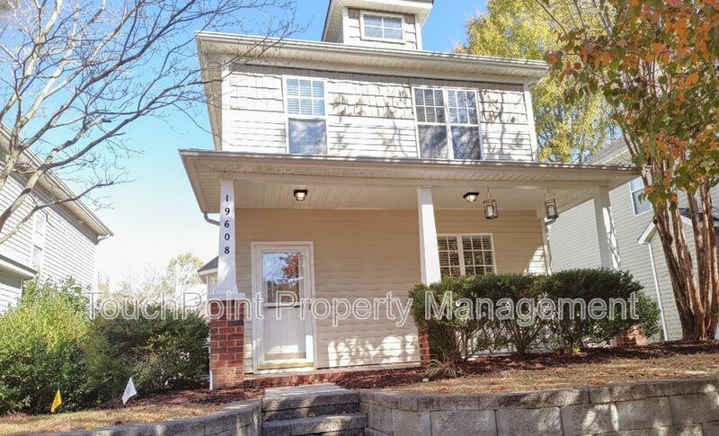 Pristine, 2 Story Home located in Mill Creek Subdivision in Cornelius! **Special Offer: 50% discount will be offered towards first FULL months’ rent if your move in is before March 1, 2026** property image