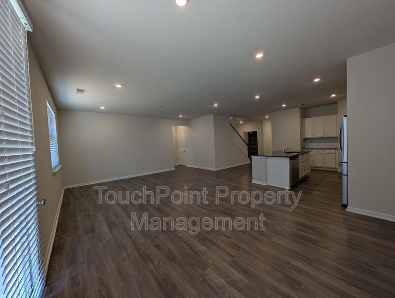 Pristine home located in the Retreat at Rocky River Community! property image