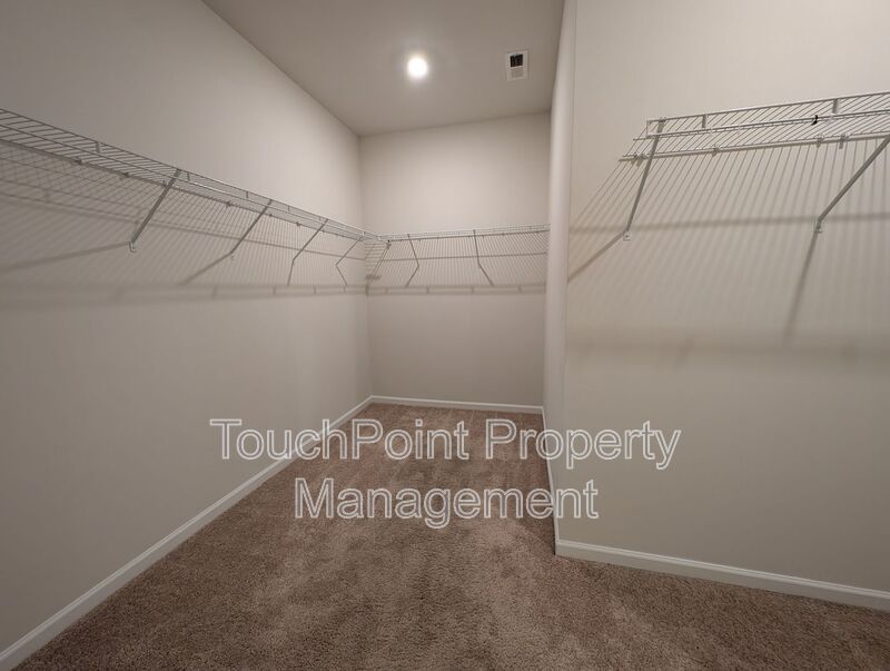 Pristine home located in the Retreat at Rocky River Community! property image