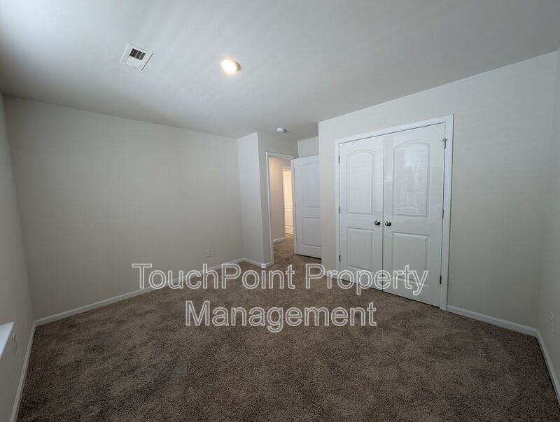 Pristine home located in the Retreat at Rocky River Community! property image