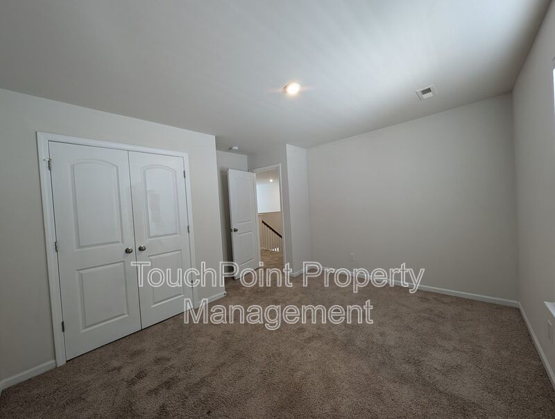 Pristine home located in the Retreat at Rocky River Community! property image