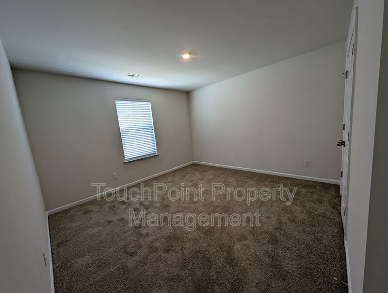 Pristine home located in the Retreat at Rocky River Community! property image