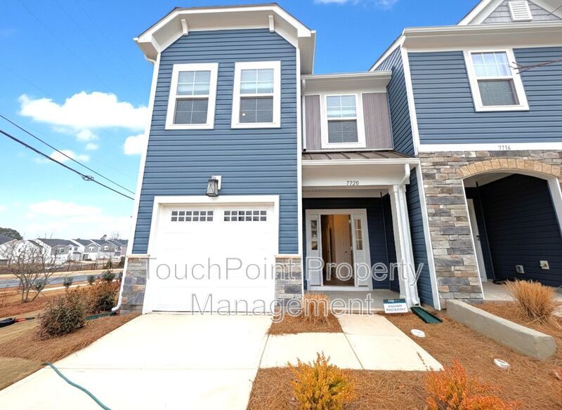 Beautiful, 2 story, end-unit, Townhome located in the Bell Glen Community! property image