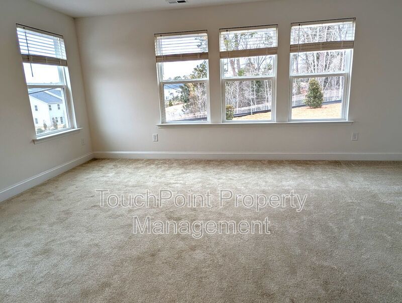 Beautiful, 2 story, end-unit, Townhome located in the Bell Glen Community! property image