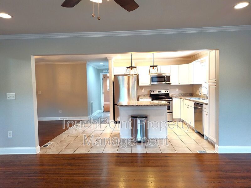 Pristine brick ranch style home located in the Eastway Community! property image