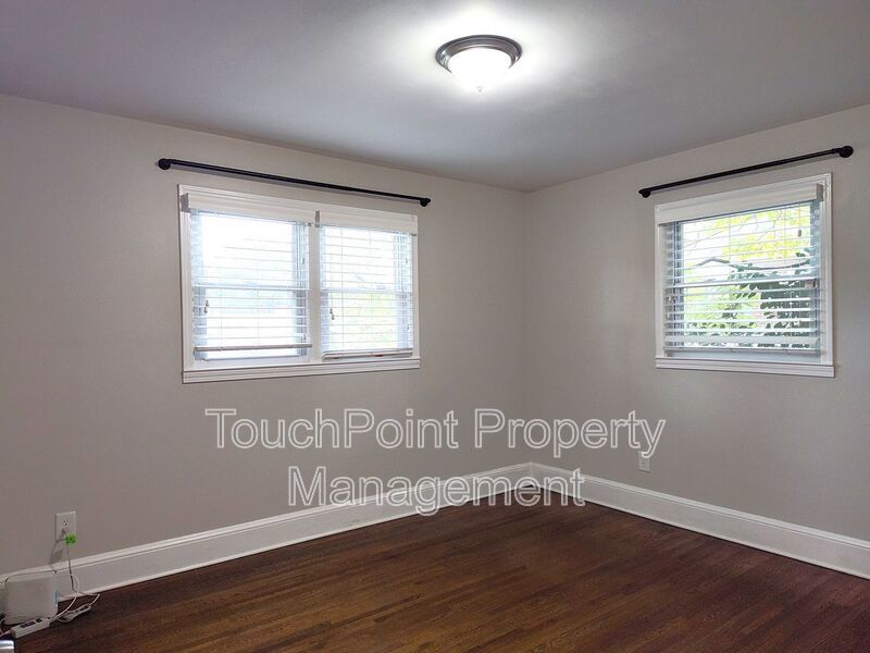 Pristine brick ranch style home located in the Eastway Community! property image