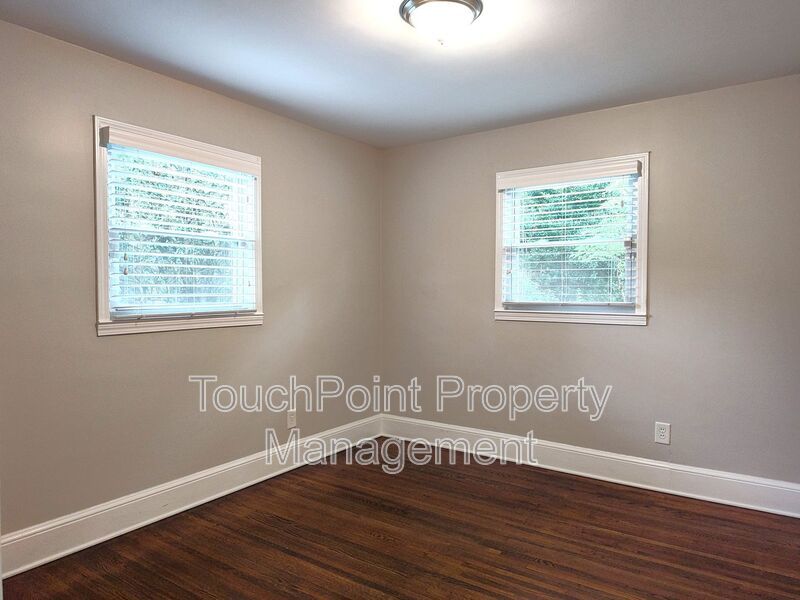 Pristine brick ranch style home located in the Eastway Community! property image