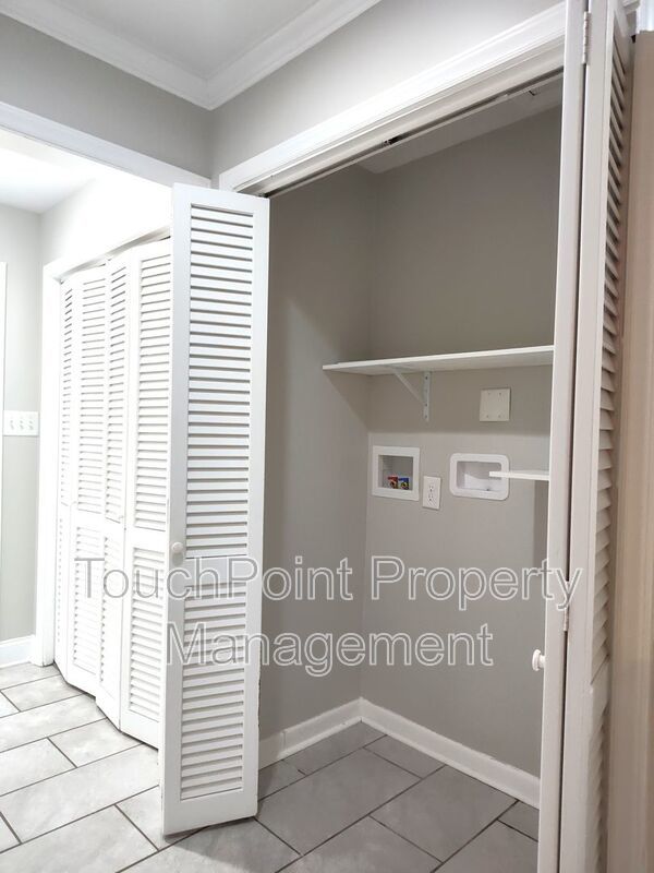 Pristine brick ranch style home located in the Eastway Community! property image