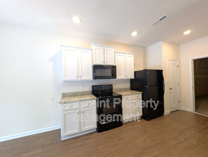 Pristine, 2 Story Home located in the Reserve at Canyon Hills Subdivision! property image