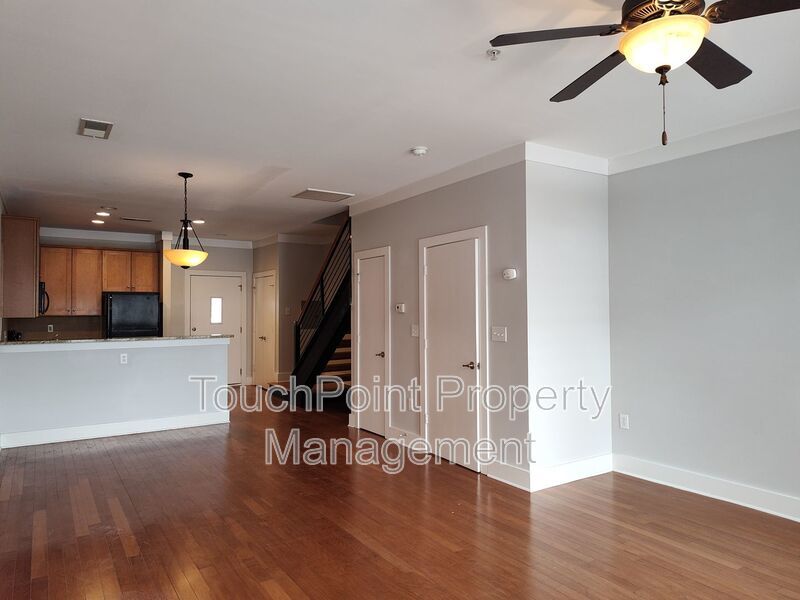 Modern Condo located  in South Main Square! property image