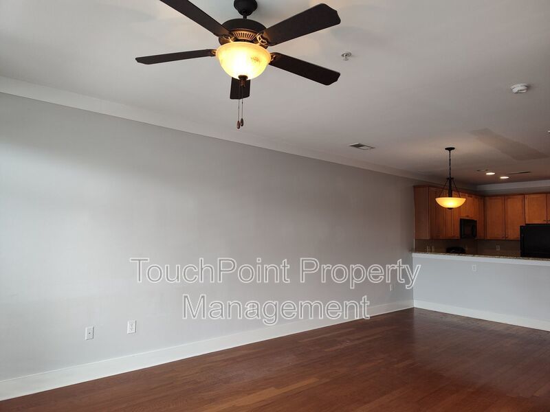Modern Condo located  in South Main Square! property image