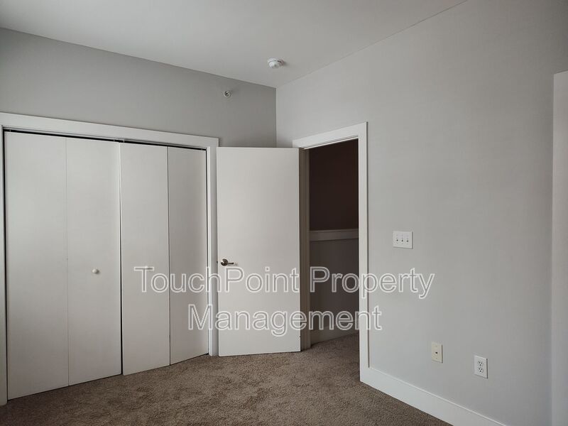 Modern Condo located  in South Main Square! property image