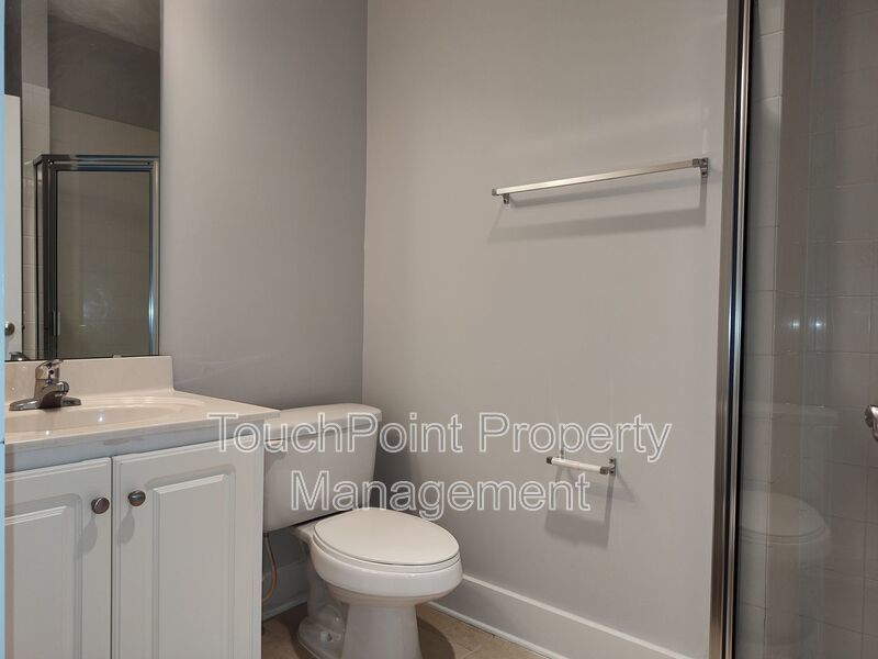 Modern Condo located  in South Main Square! property image